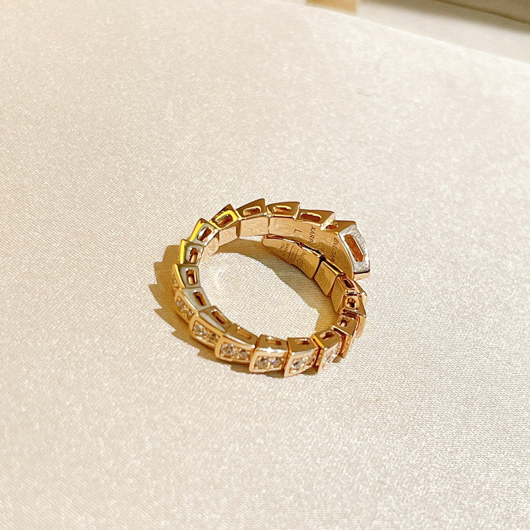 18K BVLGARI Serpenti Viper Pave Diamond Ring